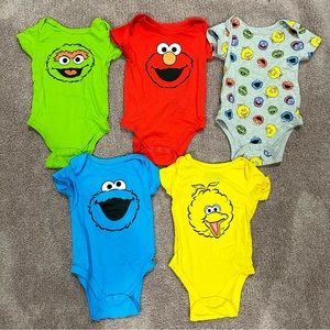 Sesame Street 12 month onesies 5 pack Elmo, Cookie Monster, Oscar, Big Bird